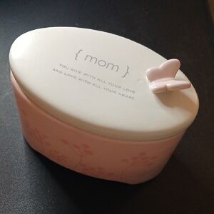 American Greetings Pink Jewelry Organizer